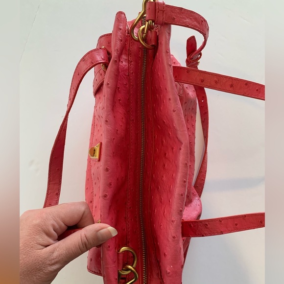 Marc by Marc Jacob’s Ozzie Aurora Rock ostrich pet handbag shoulder bag pink - Picture 10 of 16